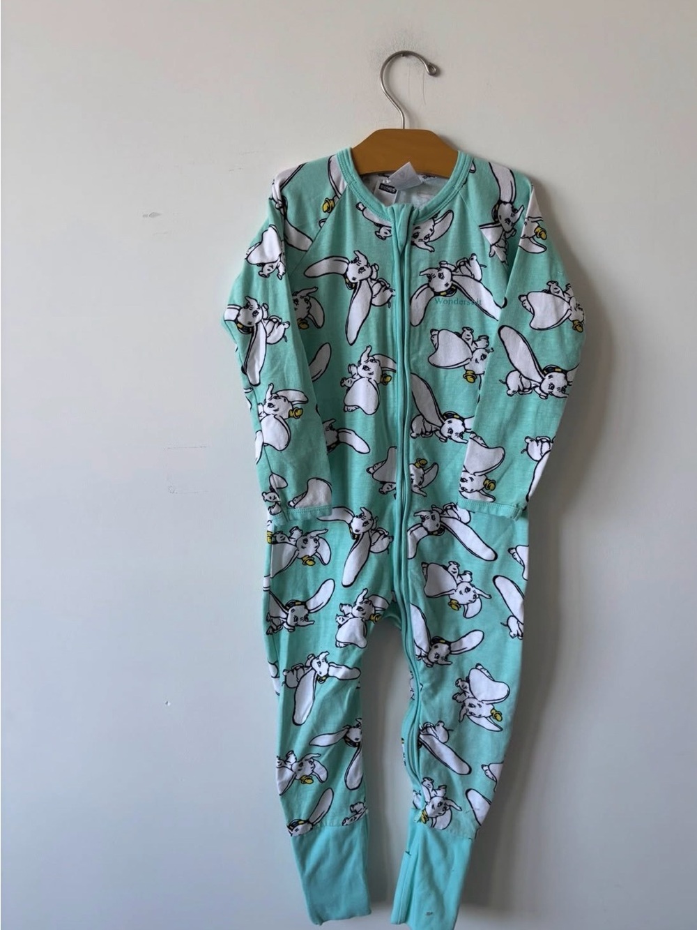 Bonds retired dumbo wondersuit